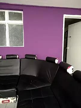 sarah_lark_ from StripChat