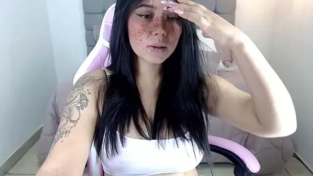 sarah_moon2 from StripChat