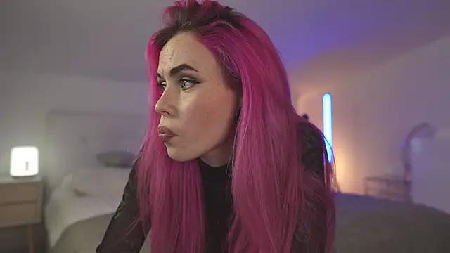 Sarah_Pink from StripChat