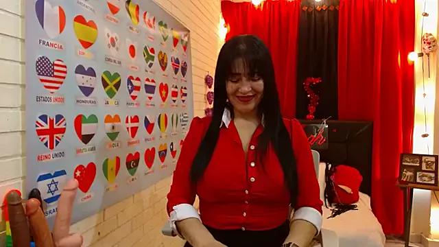 Sarah_teiku from StripChat