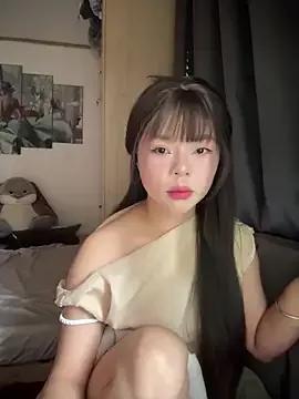 SarahBeii from StripChat is Freechat