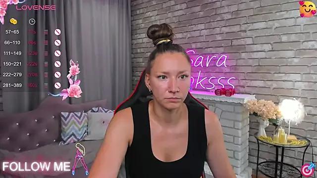 SarahCoksss from StripChat