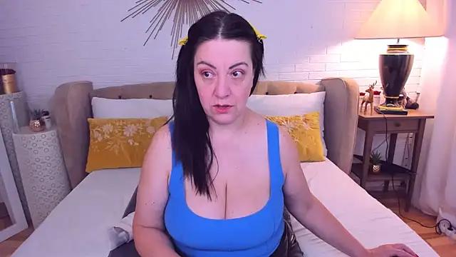 SarahGrays from StripChat