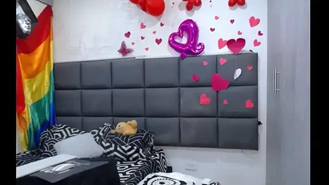 Sarahi-Tg from StripChat