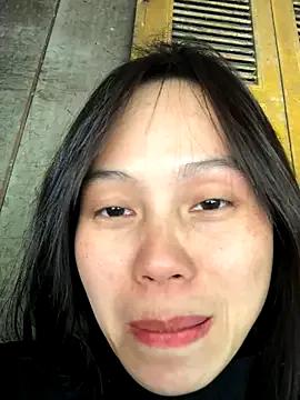 Sarahkiu from StripChat is Freechat