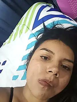 Sarahornyxx from StripChat