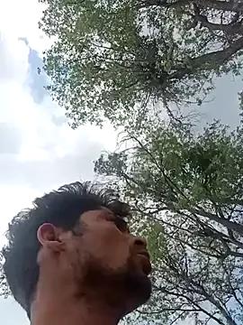 SARALEONABG from StripChat