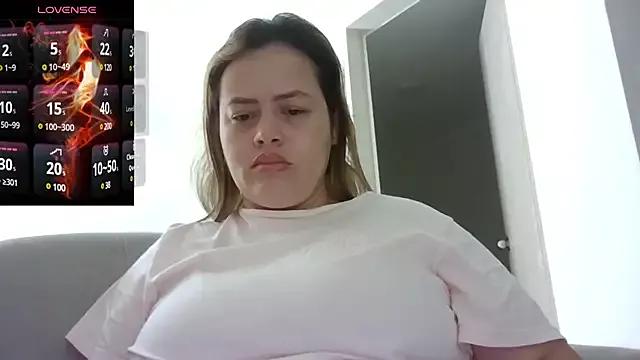 saramartinez1000 from StripChat