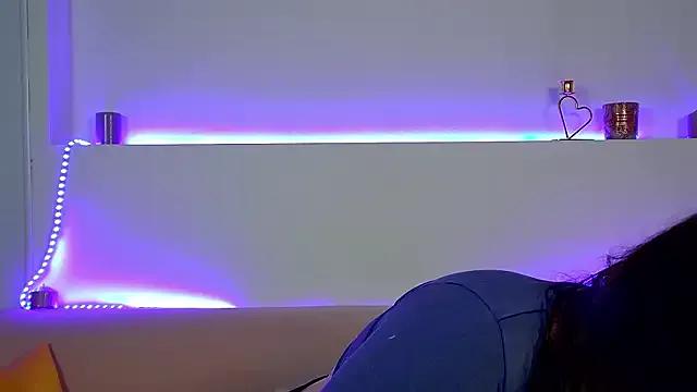 SaraOswald from StripChat