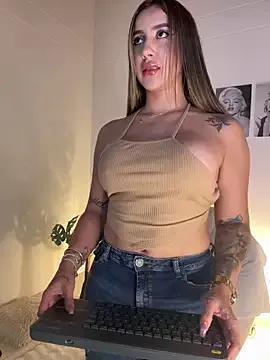 Sarapalmer1 from StripChat