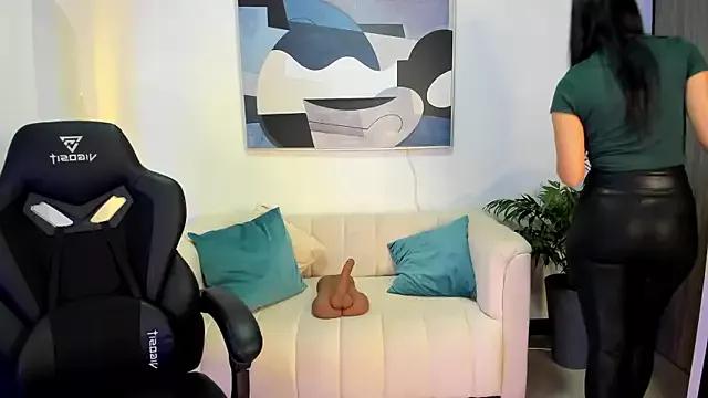 SaraParker_ from StripChat
