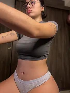 Sarasanders_4 from StripChat