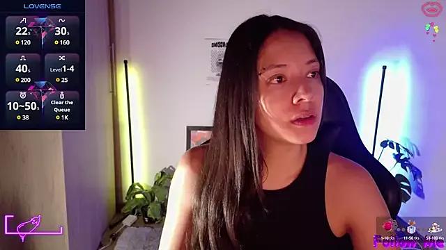 Sarasavage from StripChat