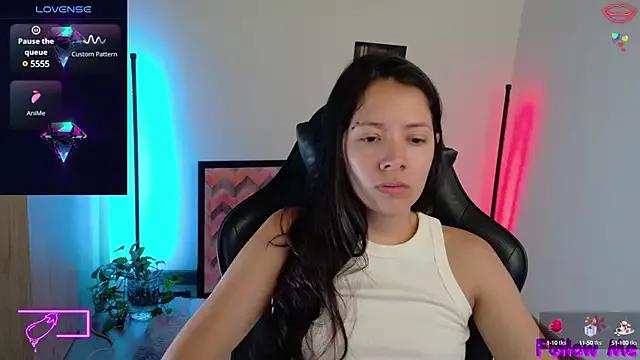 Sarasavage from StripChat