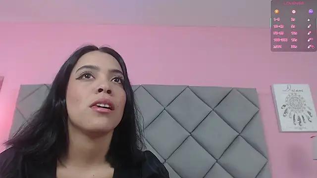 SaraSchmitt from StripChat