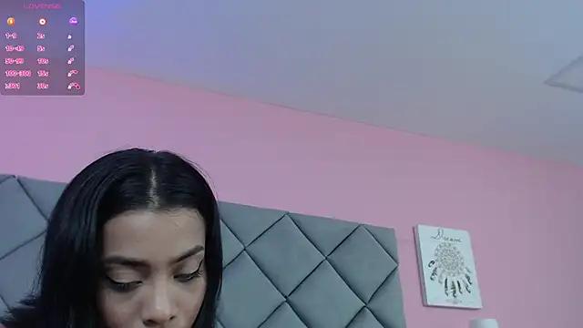 SaraSchmitt from StripChat