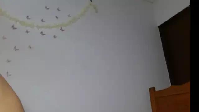 sarasmall415 from StripChat