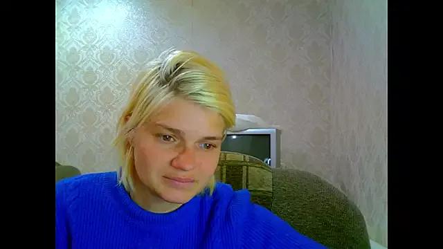 SaraSnow_ from StripChat is Freechat