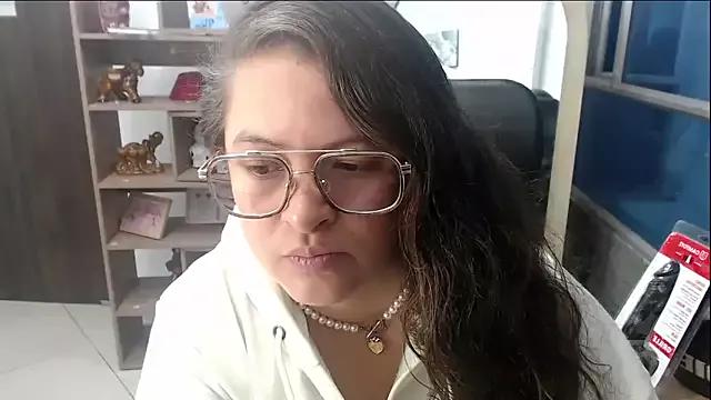 SaraThomso from StripChat