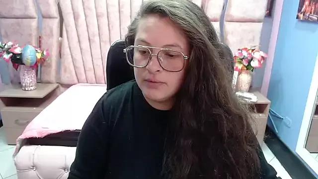 SaraThomso from StripChat