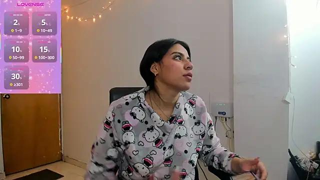 SaraToy from StripChat