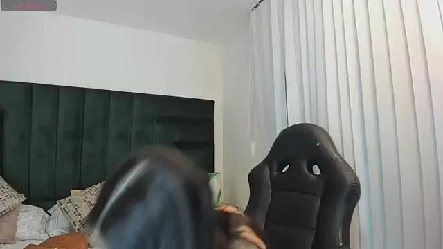 SaraWagner_ from StripChat