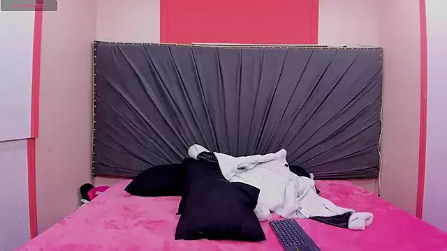 saray-Rousse from StripChat