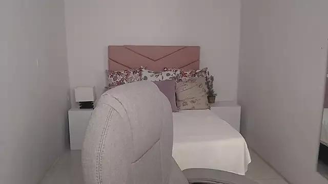 SarayVega_ from StripChat