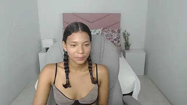 SarayVega_ from StripChat is Freechat