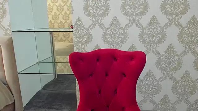 Sarrah_blush from StripChat