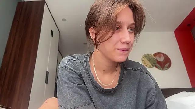 Sasha_moormeoow from StripChat