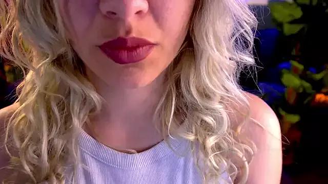 SashaBloom__ from StripChat