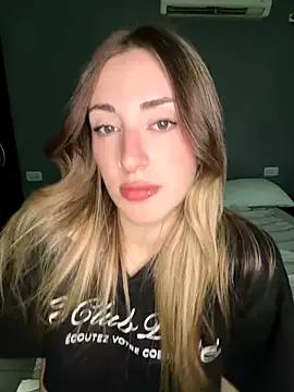 Sashailardi from StripChat