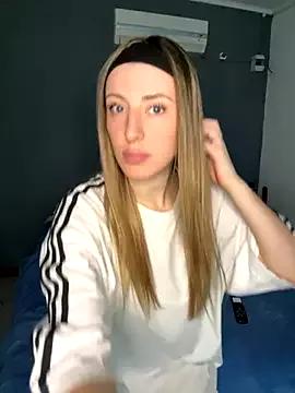 Sashailardi from StripChat