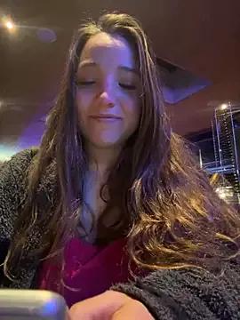 sashapulse from StripChat is Freechat