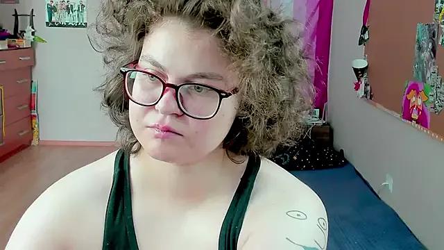 Sashy_Way from StripChat