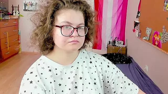 Sashy_Way from StripChat