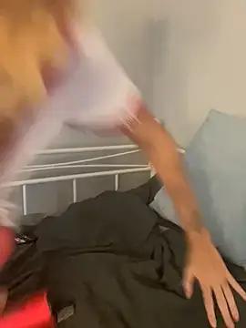 saskiapierce from StripChat