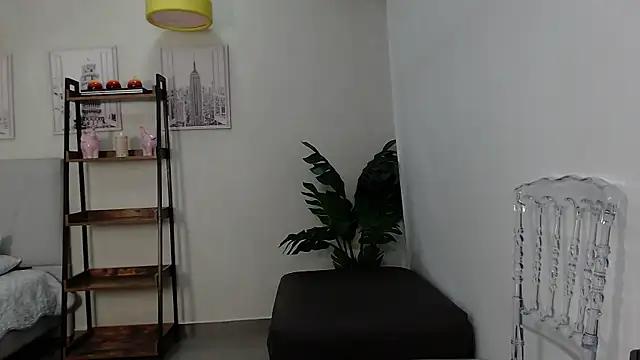 Sassy--Girl from StripChat