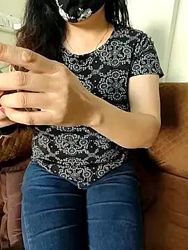 sassy_aly007 from StripChat