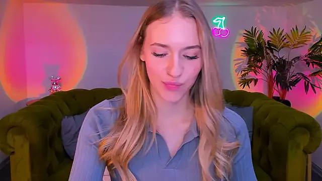 sassy_cutie from StripChat