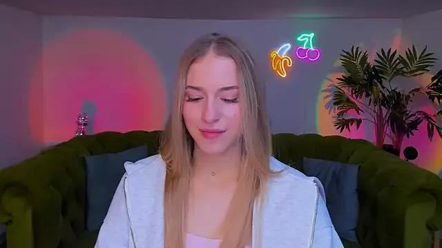 sassy_cutie from StripChat