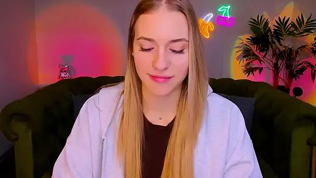 sassy_cutie from StripChat