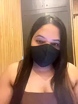 Sassy_Inaya from StripChat