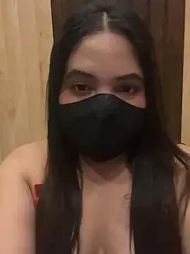 Sassy_Inaya from StripChat
