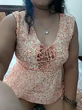 Sassy_Saraa from StripChat