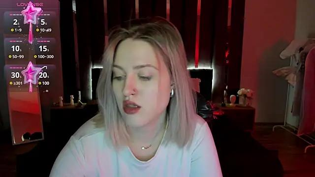 Dirty chat webcam: explore liveshows with versed models, from laying bare to fetishes, in a variety of sexy free adult webcams.