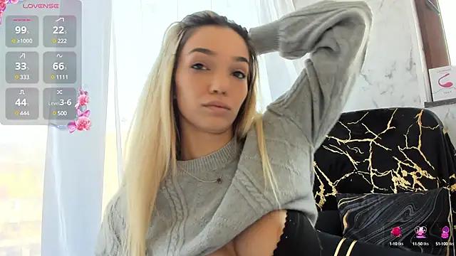 Sassy_Teen from StripChat