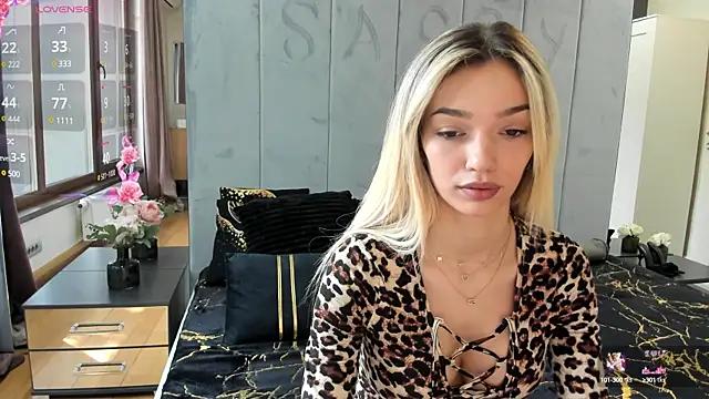 Sassy_Teen from StripChat