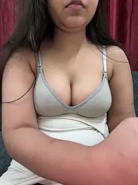 sassygirl4141 from StripChat